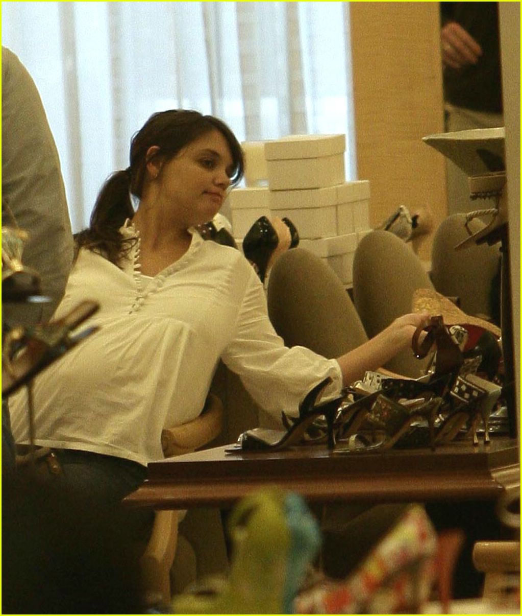 Katie Holmes is a Scientologist Photo 304141 Katie Holmes, Pregnant