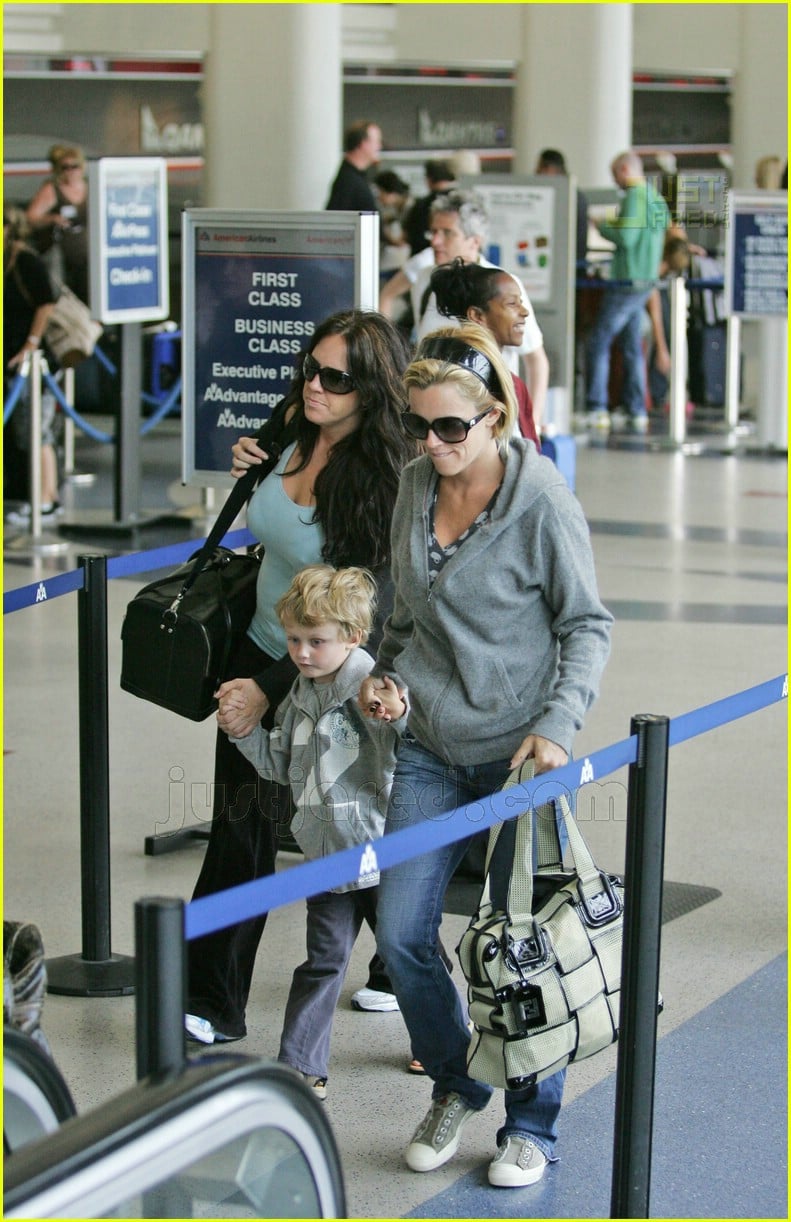 Jenny Jets Off with Son Evan Photo 435201 Celebrity