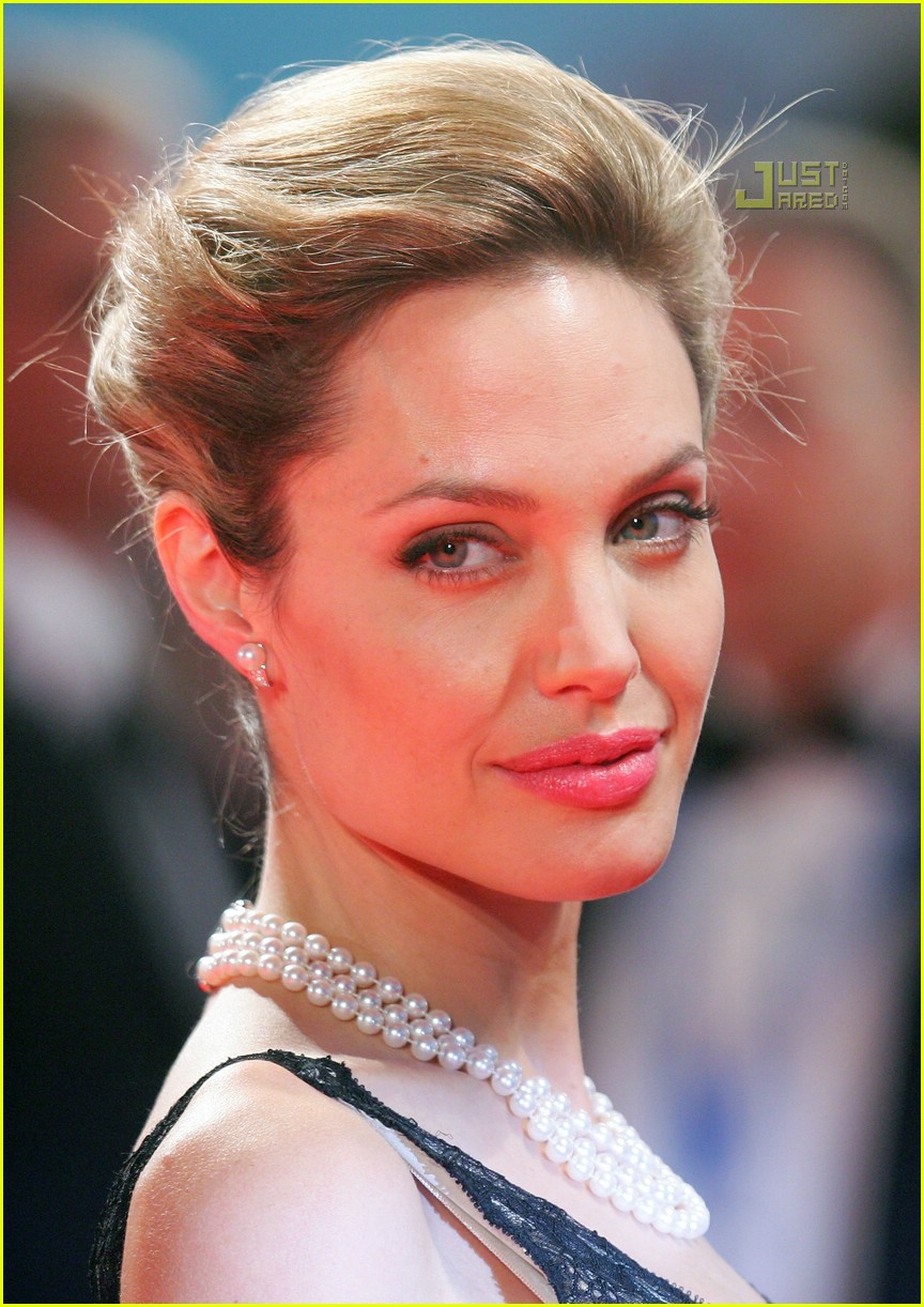 Jolie-Pitts @ Venice Film Festival 2007: Photo 560581 | Angelina Jolie