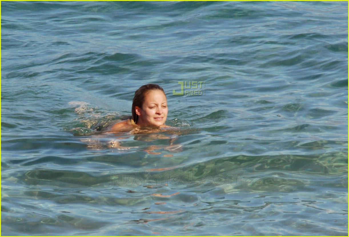 Nicole Richie's Pregnant Bikini Body Photo 606871 Bikini, Joel