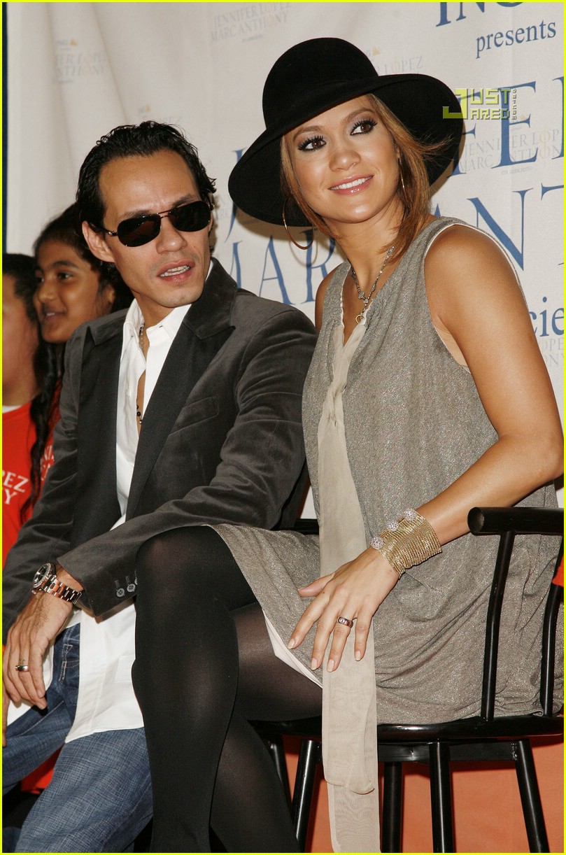 Jennifer Lopez: Pregnant or Not?!: Photo 611881 | Jennifer Lopez, Marc ...