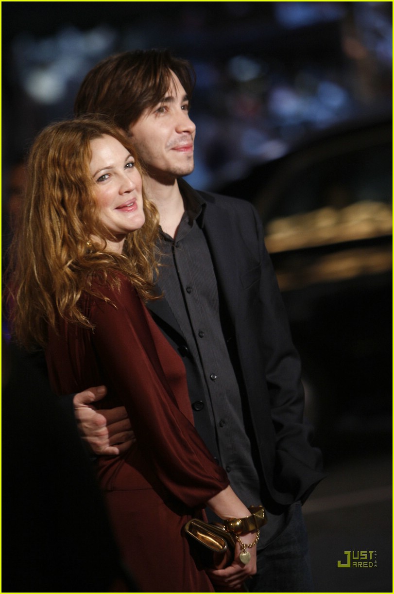 Drew Barrymore & Justin Long Red Carpet Love Photo 891861 Drew