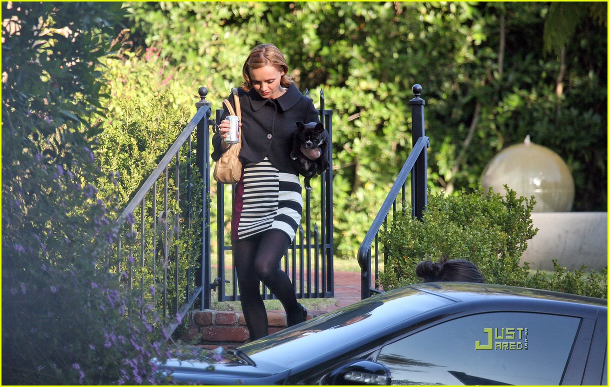 Christina Ricci in a Doggy Dog World Photo 975961 Christina Ricci