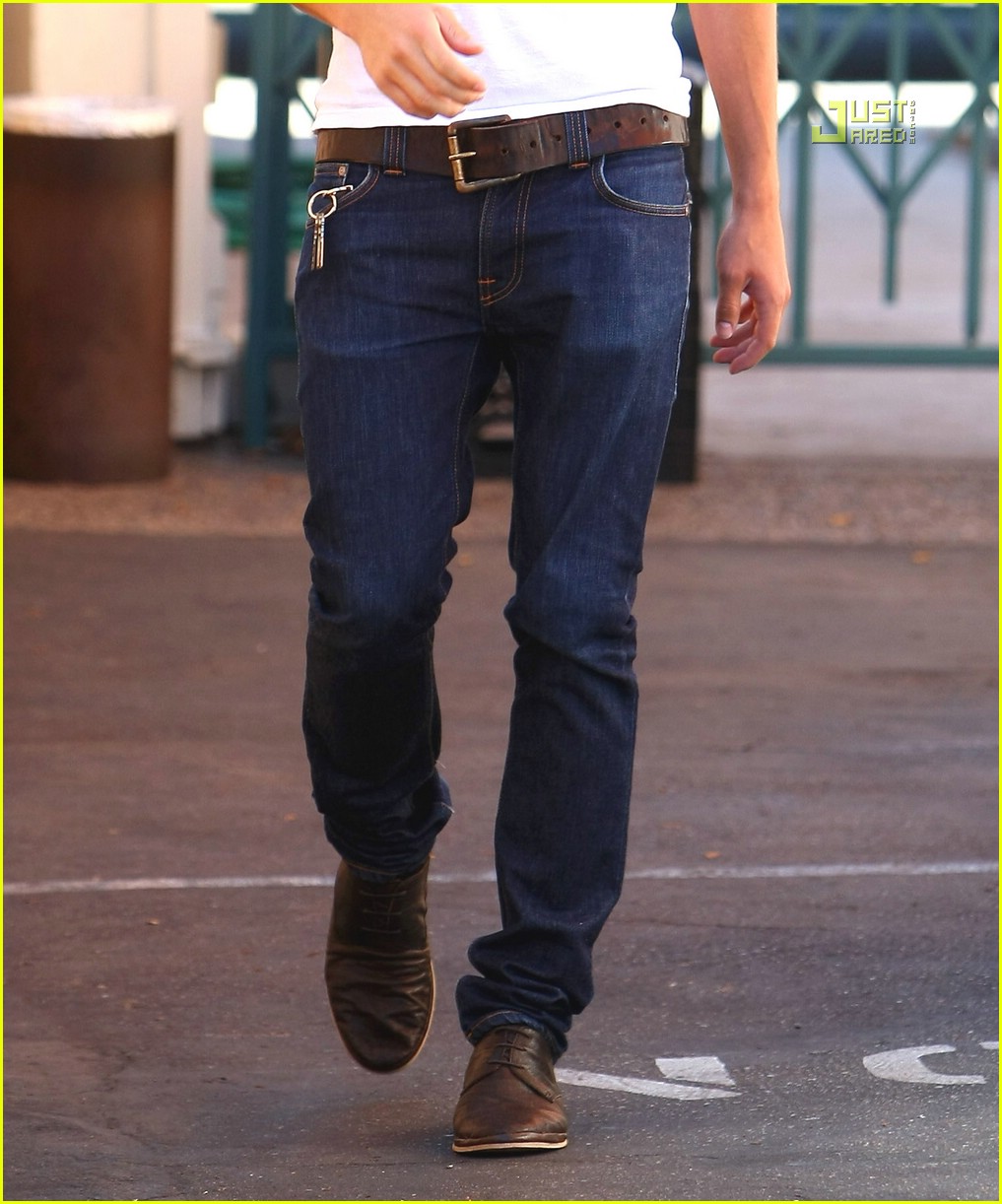 zac efron chukka boots
