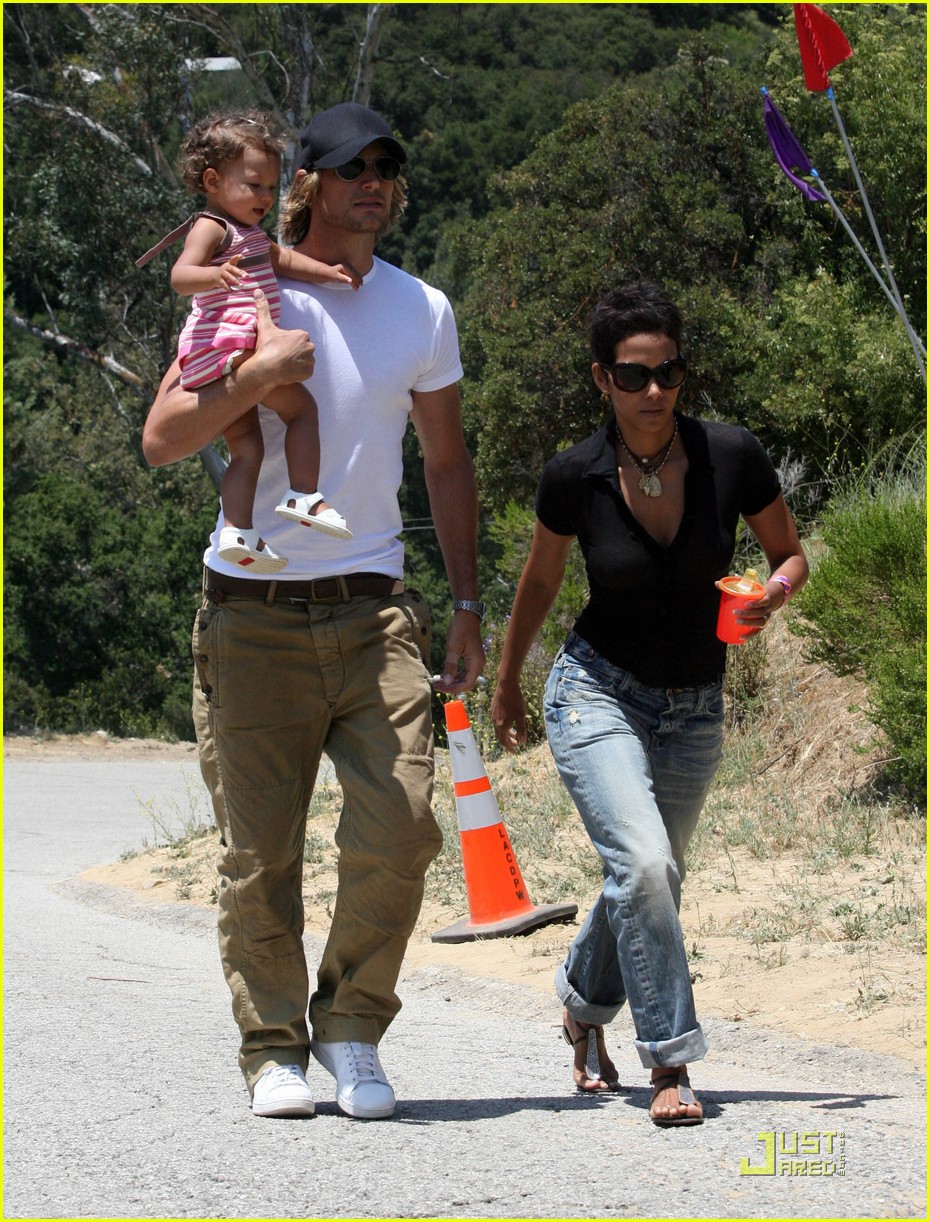 Halle Berry & Gabriel Aubry Family Fair Photo 1945001 Celebrity