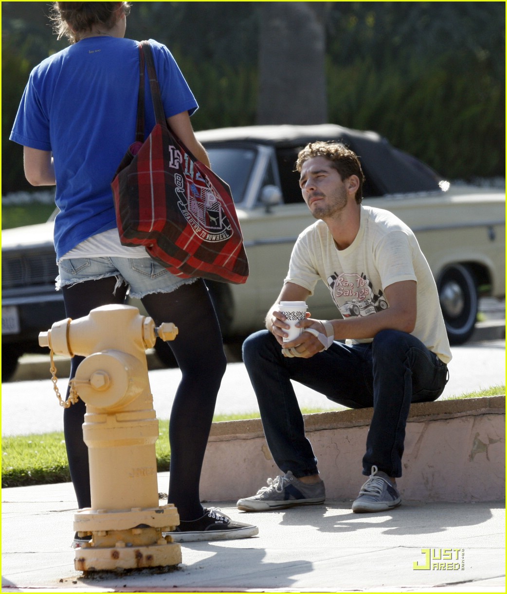 Shia LaBeouf Takes a Taxi: Photo 1942051 | Shia LaBeouf Pictures | Just Jared