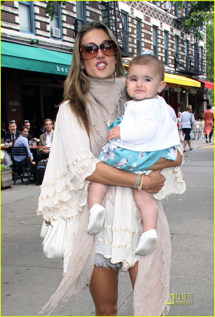 Alessandra Ambrosio is Beaming With Baby: Photo 1995301 | Alessandra