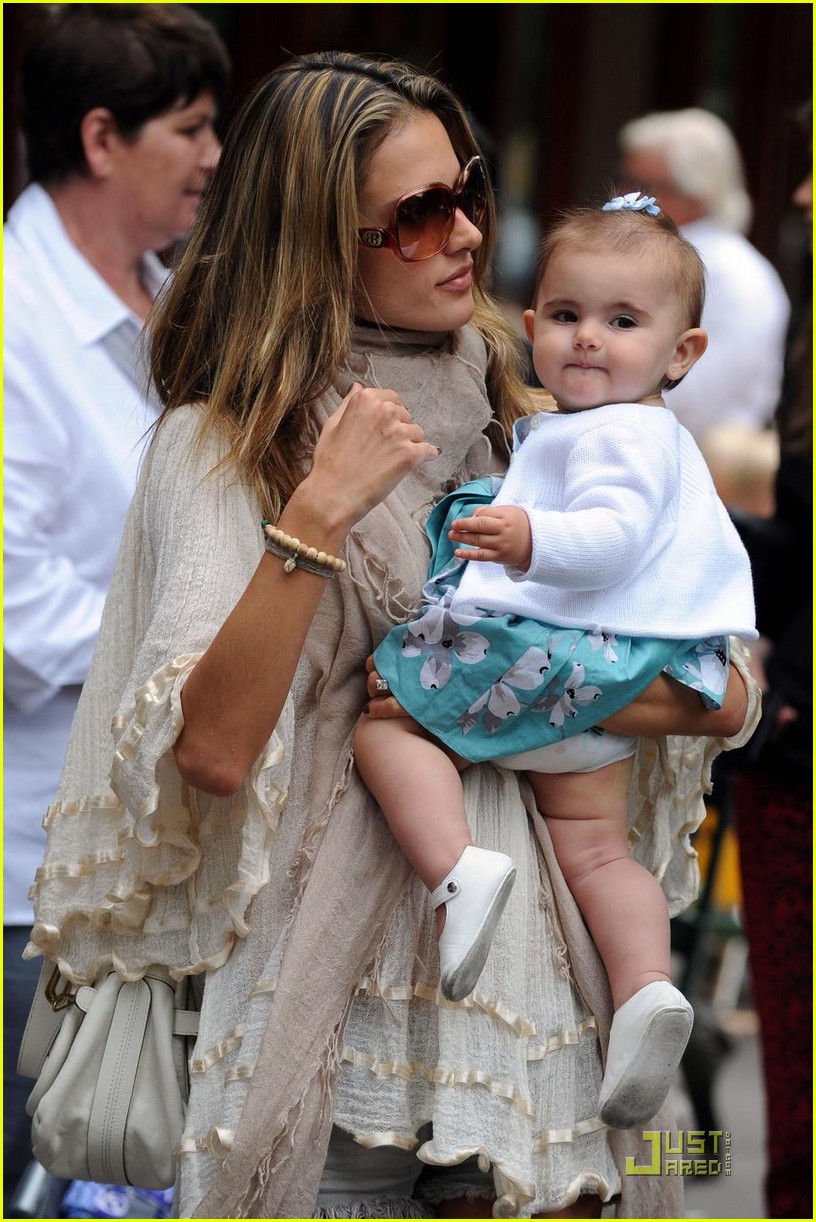 alessandra ambrosio baby