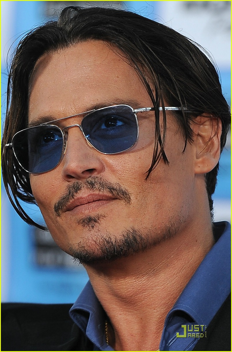Johnny Depp Premieres Public Enemies Photo 2008411 Johnny Depp