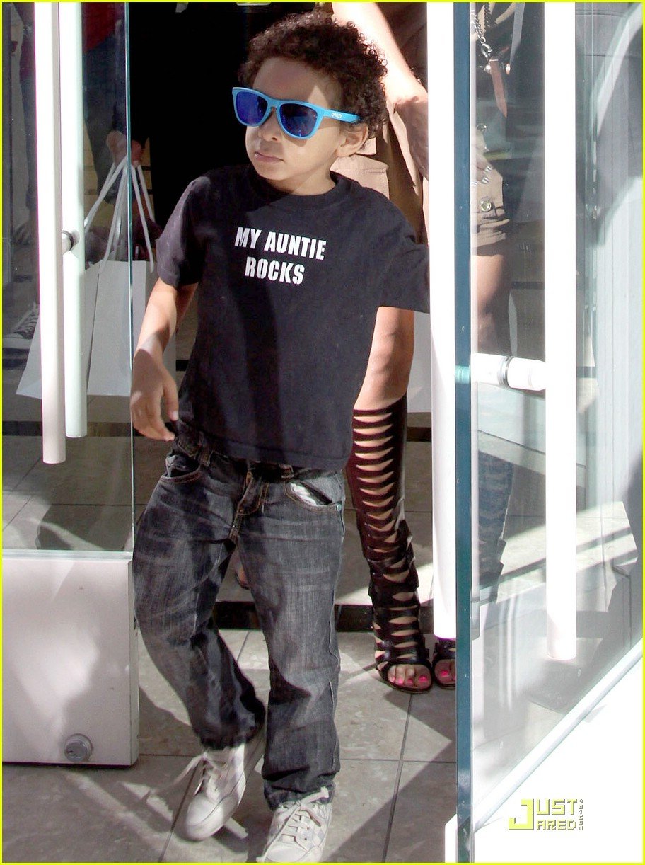 Beyoncés Nephew Hes Just Like Beyoncé Find Out Everything - a9tamdg