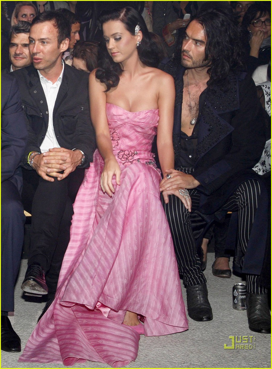 Katy Perry Russell Brand Couple Up At John Galliano Photo 2272341 Katy Perry Russell Brand Pictures Just Jared