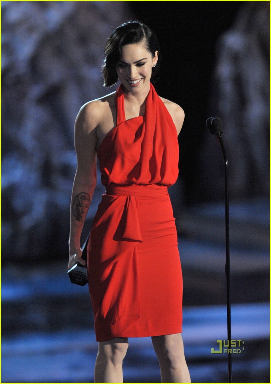 Megan Fox Screams SEXY SIREN: Photo 2294101 | Megan Fox Pictures | Just