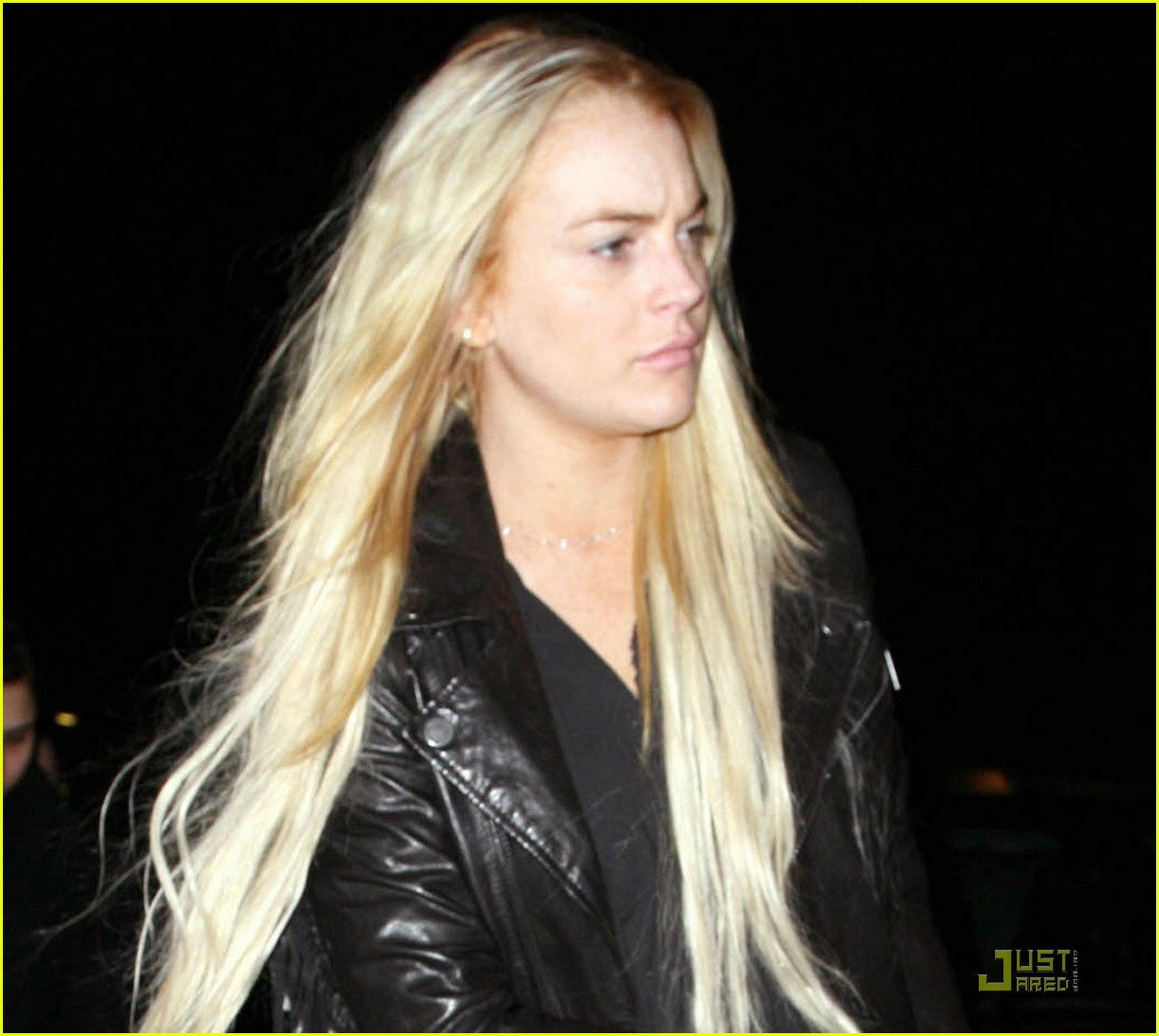 Lindsay Lohan Hair Care Stare Photo 2405270 Aliana Lohan