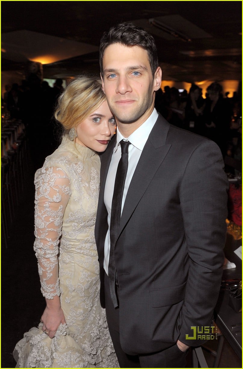 Ashley Olsen & Justin Bartha Art of Elysium 2010! Photo 2408864 Art