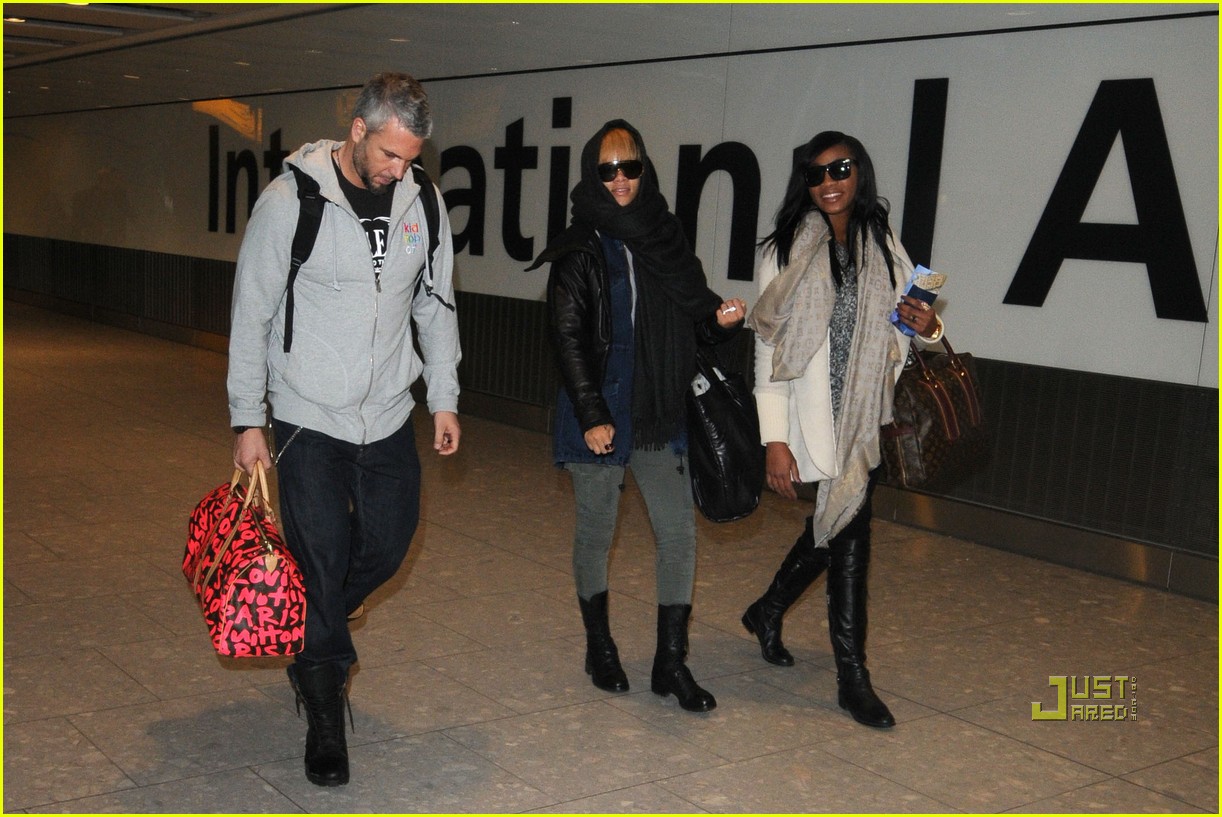 Rihanna Talks New Sound and &lsquo;Marriage&rsquo;: Photo 2430032 | Rihanna