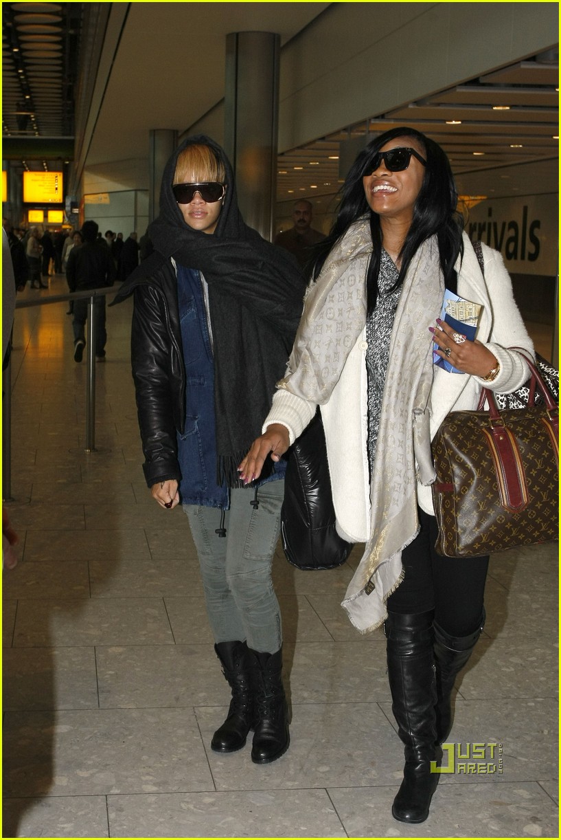 Rihanna Talks New Sound and ‘Marriage’: Photo 2430033 | Rihanna