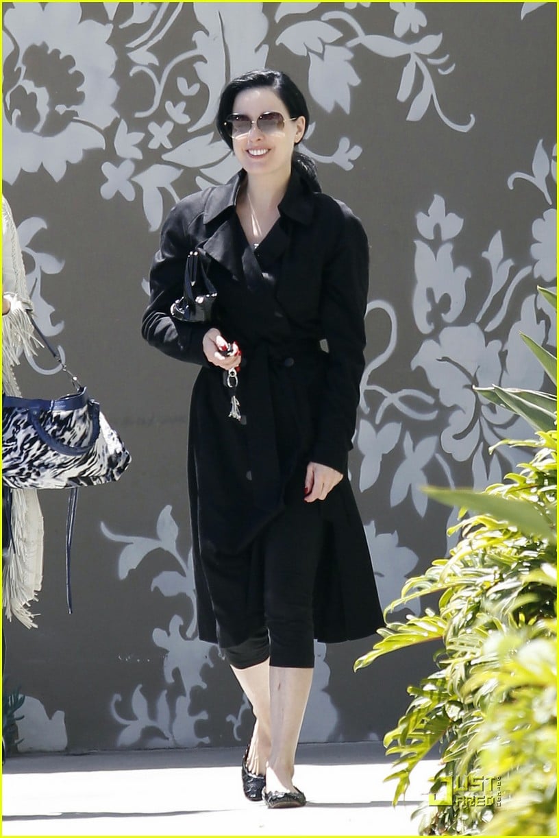 Dita Von Teese Perfects Pilates Photo 2447354 Dita Von