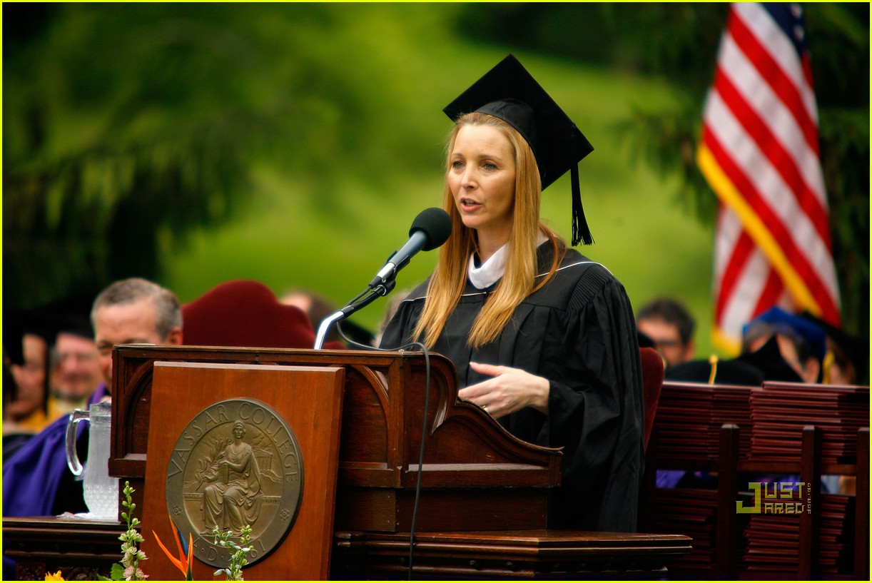 Lisa kudrow commencement speech text picture