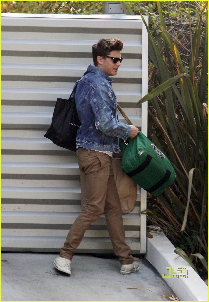 zac efron jean jacket