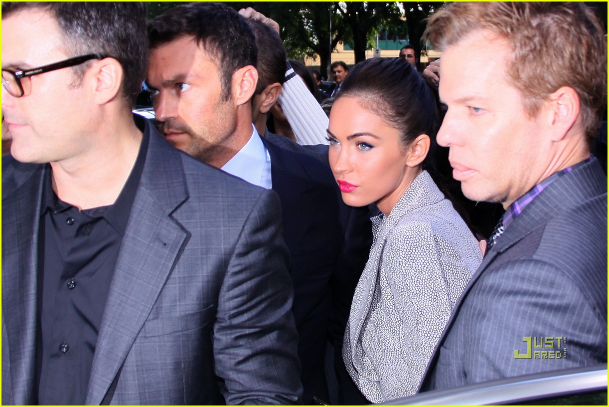 Megan Fox: Milan Fashion Week with Brian Austin Green!: Photo 2483187