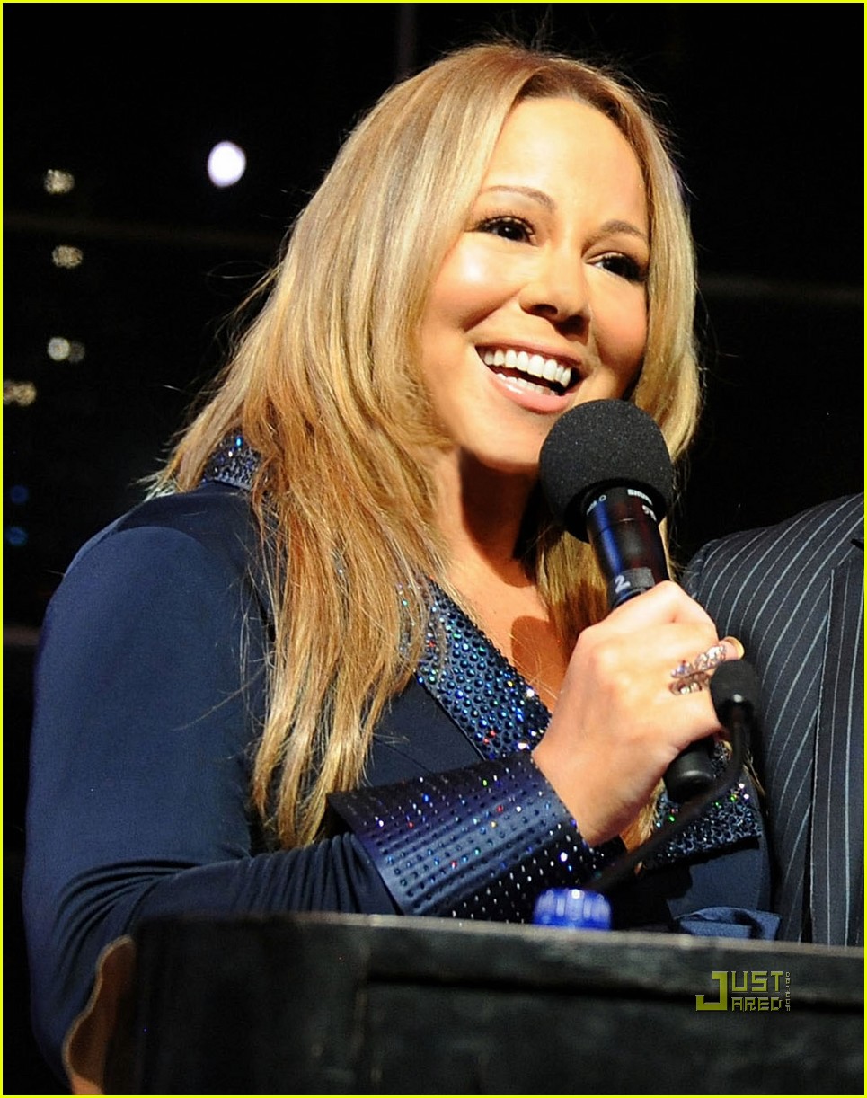 Mariah Carey Goes All Out for Christmas Album: Photo 2489165 | L.A. Reid, Mariah Carey, Nick ...