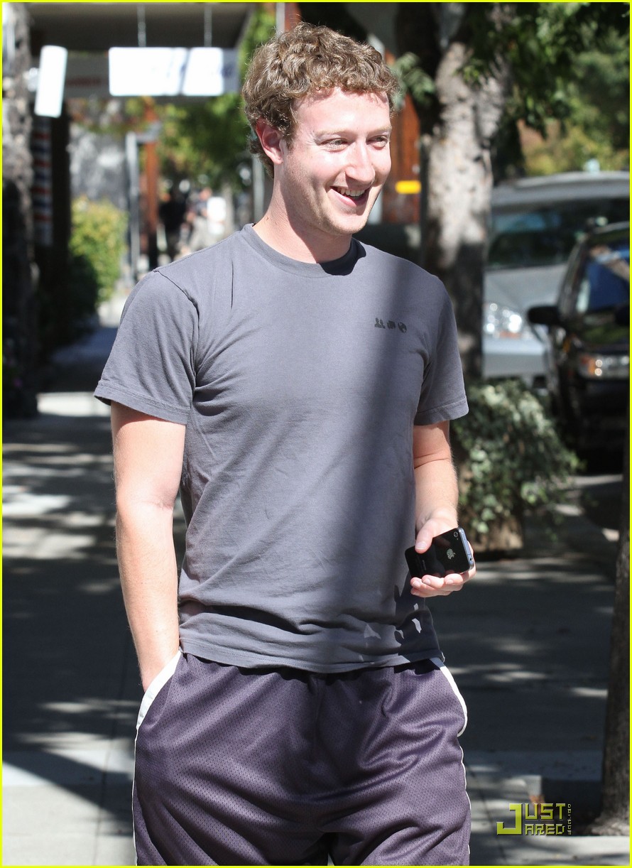 Mark Zuckerberg Visits The Farmer�s Market Photo 2486590