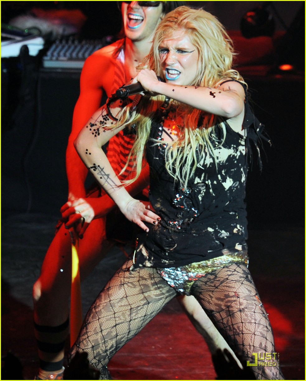 kesha rocks