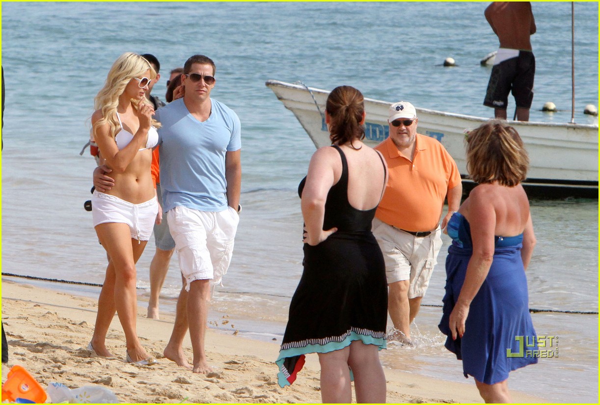Paris Hilton & Cy Waits: New Year's in Cabo!: Photo 2507210 | Bikini, Cy Waits, Paris ...