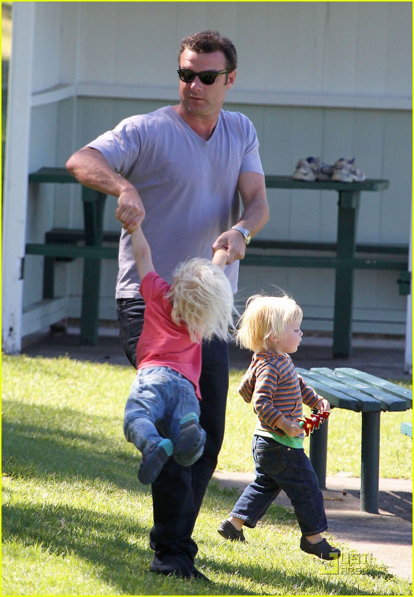 Naomi Watts and Liev Schreiber enjoy some downtime with their two sons Sasha