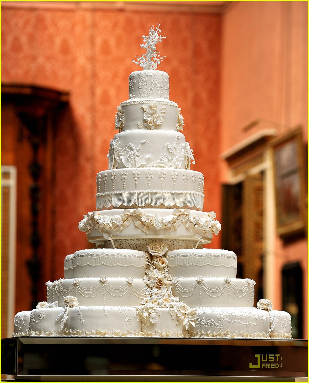 Kate Middleton: Second Wedding Dress!: Photo 2539364 | Kate Middleton