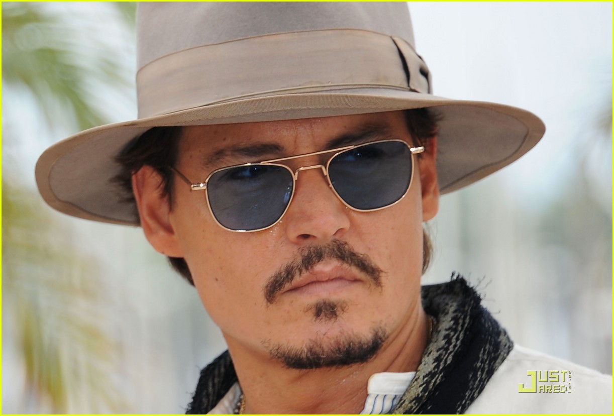 Johnny Depp & Penelope Cruz: 'Pirates' in Cannes!: Photo 2543904 | 2011
