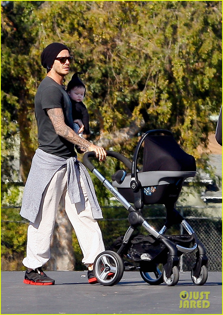 victoria beckham pram