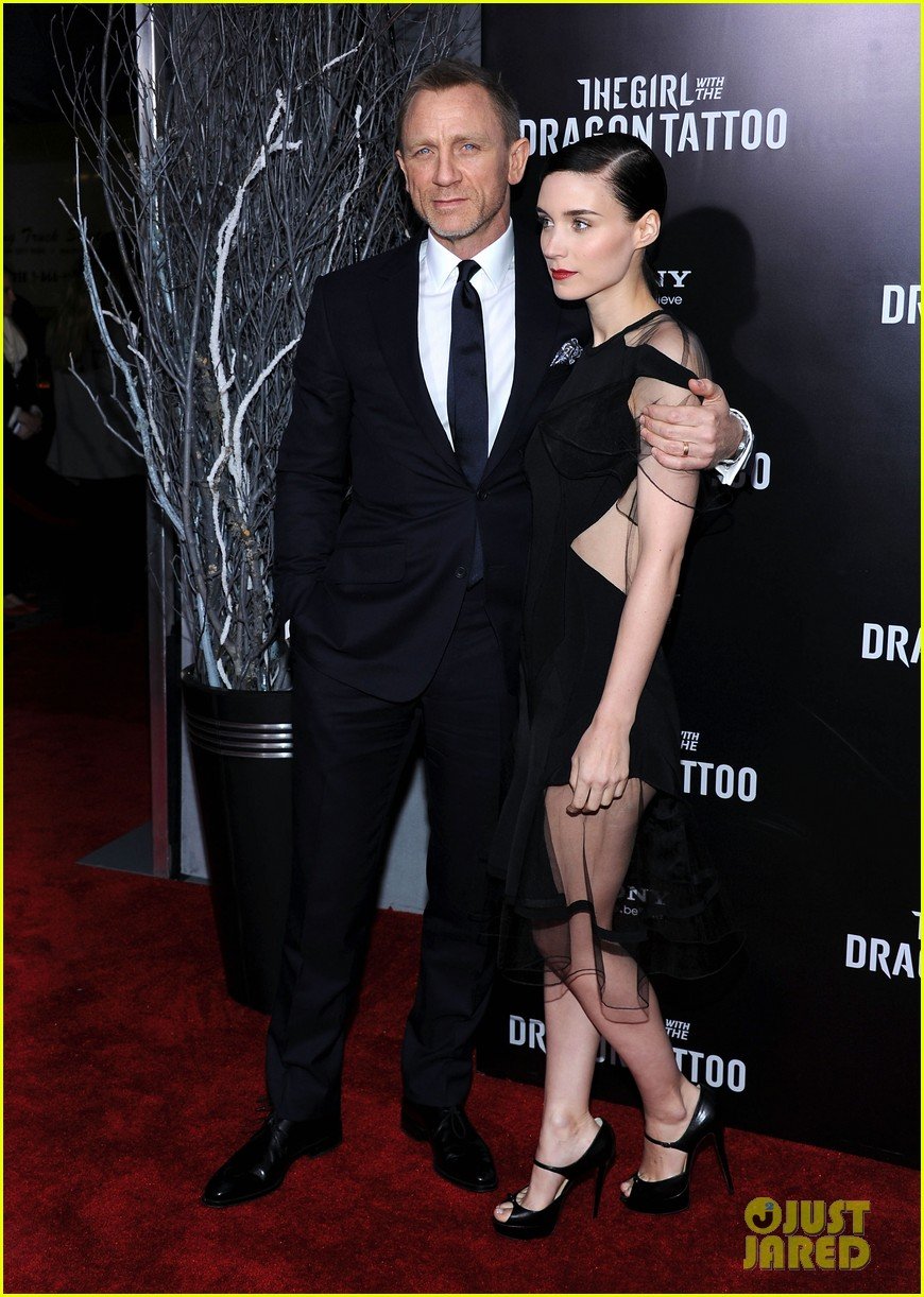 Daniel Craig & Rooney Mara Premiere 'Dragon Tattoo' in NYC Photo