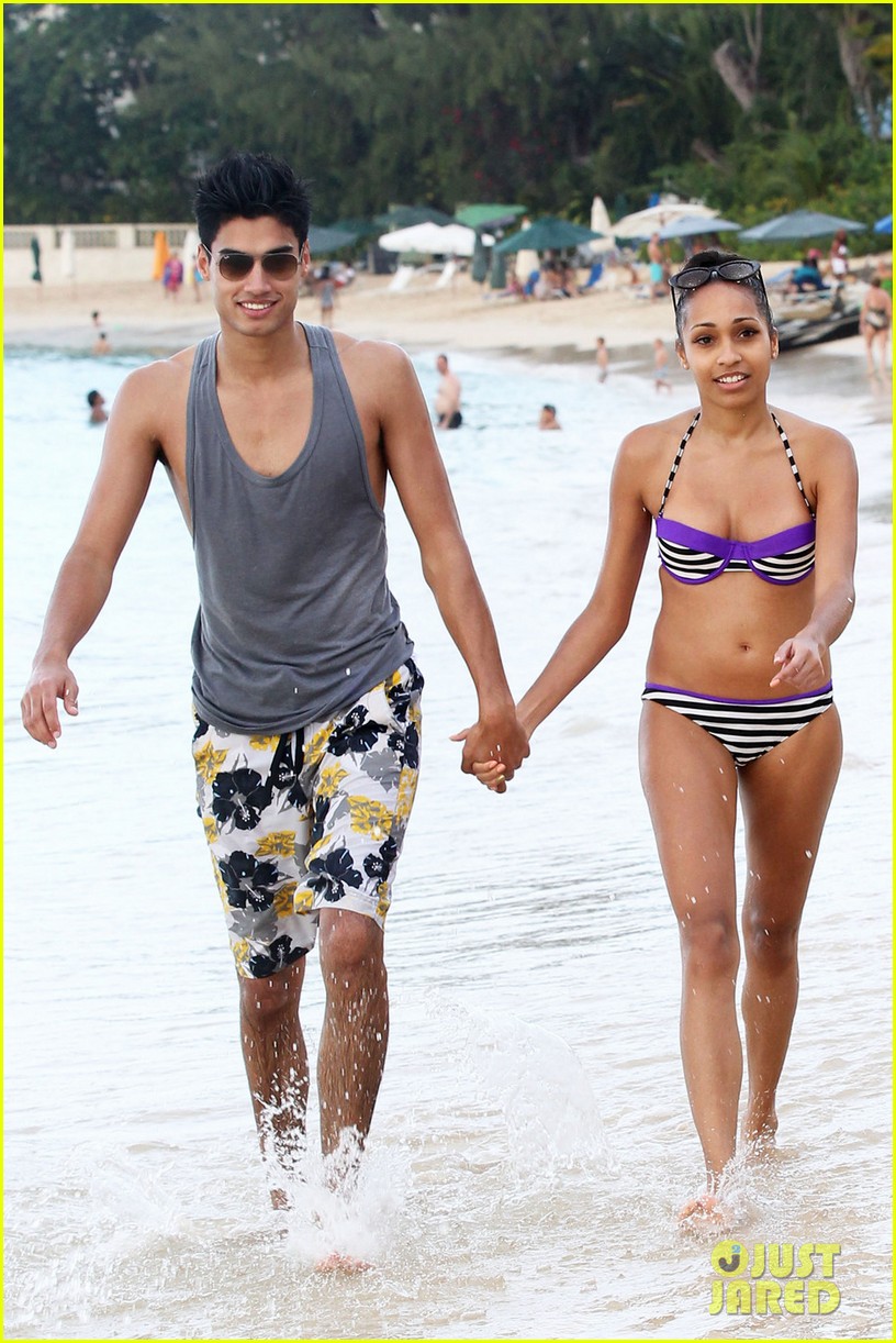 Max George Shirtless With The Wanted Photo 2612953 Jay Mcguiness Max George Nathan Sykes Siva Kaneswaran The Wanted Tom Parker Pictures Just Jared