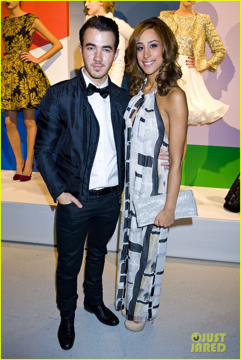 Jenna Dewan & Krysten Ritter: Alice + Olivia Presentation!: Photo