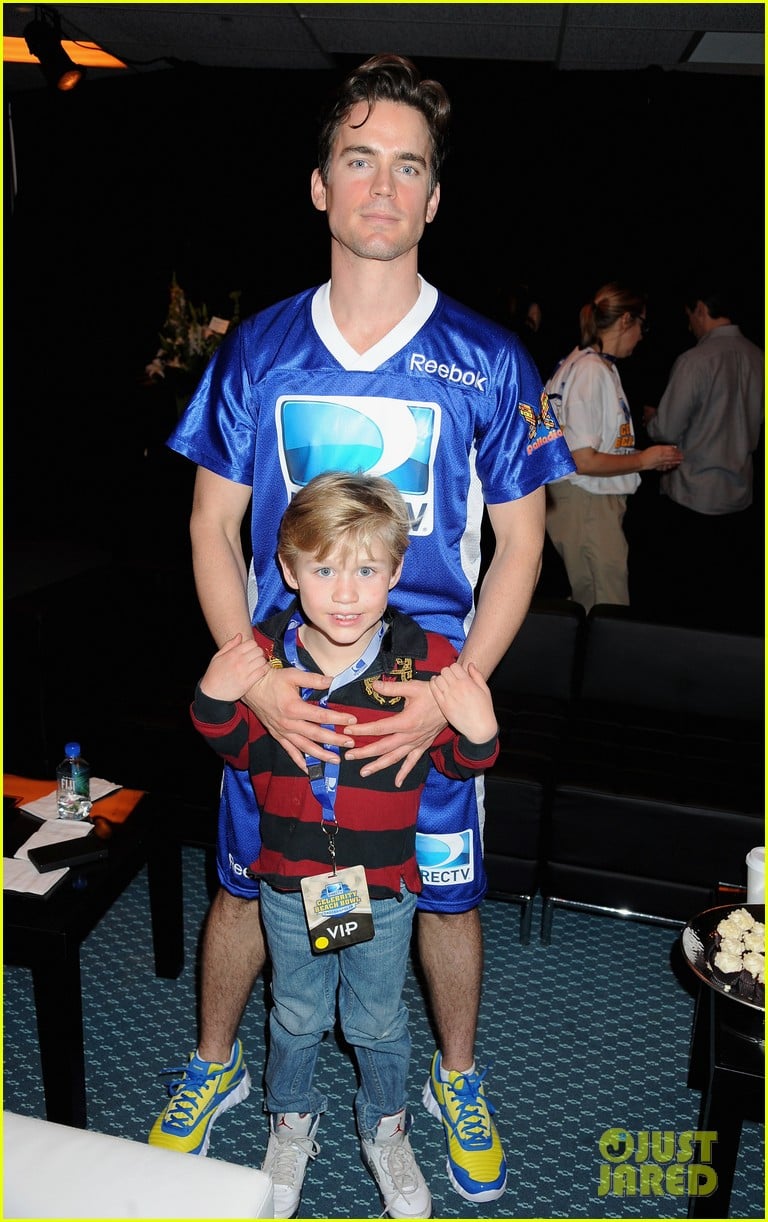 Matt Bomer: Super Bowl Events with Son Kit!: Photo 2625266 | Celebrity
