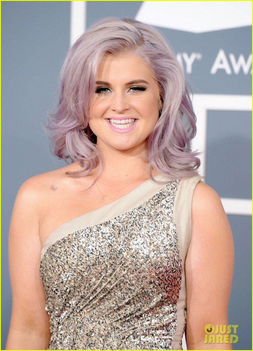 Kelly Osbourne Grammys 2012 Red Carpet Photo 2628140 2012