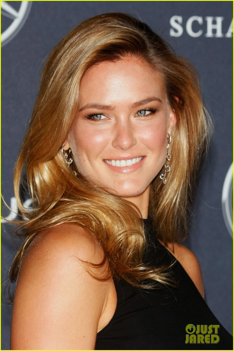 Bar Refaeli: Laureus World Sports Awards!: Photo 2625961 | Bar Refaeli