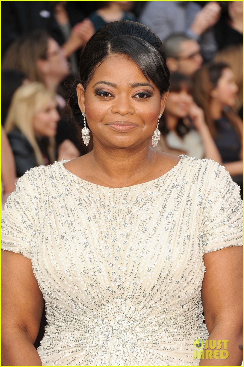 Octavia Spencer Oscars 2012 Red Carpet Photo 2633496 2012 Oscars