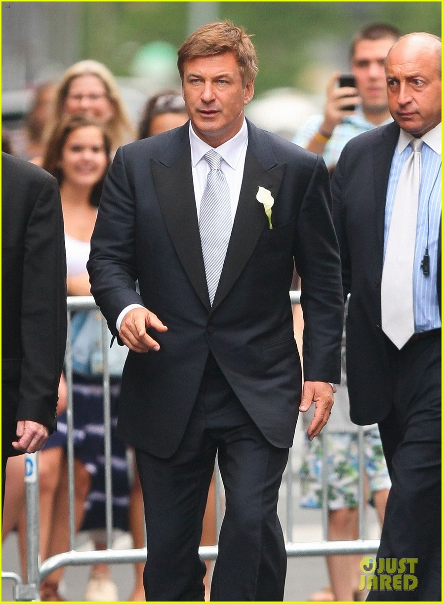 Alec Baldwin Marries Hilaria Thomas! Photo 2681379 Alec Baldwin