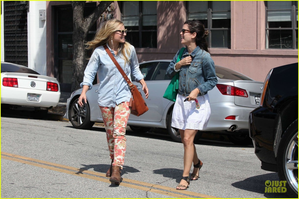 Rachel Bilson & Kristen Bell: Shopping Gal Pals!: Photo 2675500