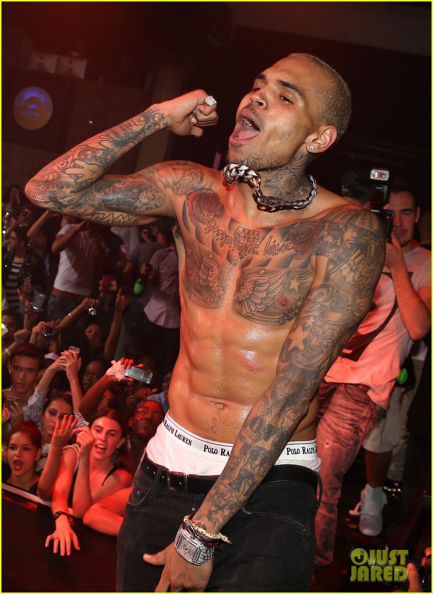 Chris Brown Shirtless at Gotha Club in Cannes! Photo 2692248 Chris