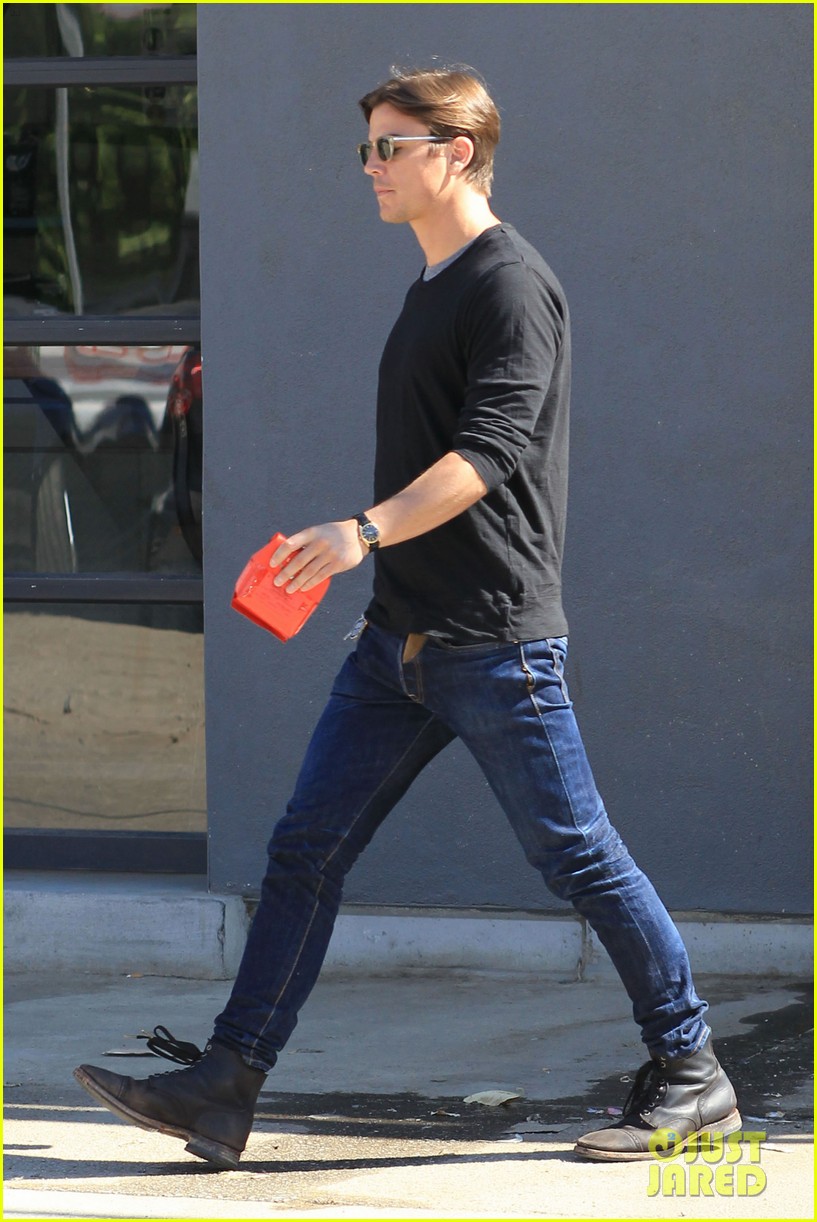 Josh Josh Military style man, Older