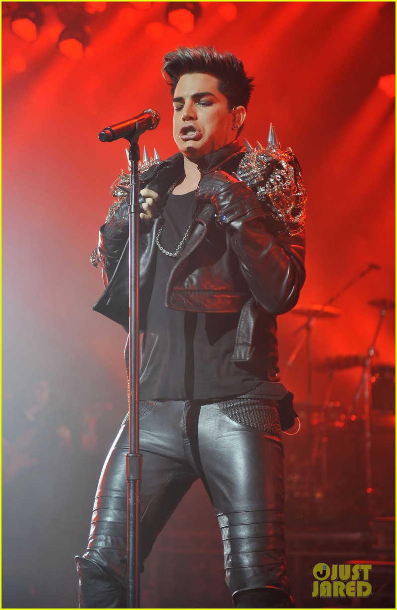Adam Lambert Hammersmith Apollo with Queen! Photo 2686267 Adam