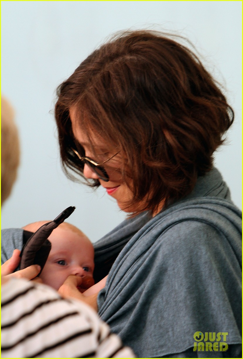 Jake & Maggie Gyllenhaal: 'Very Good Girls' Set with Baby ...