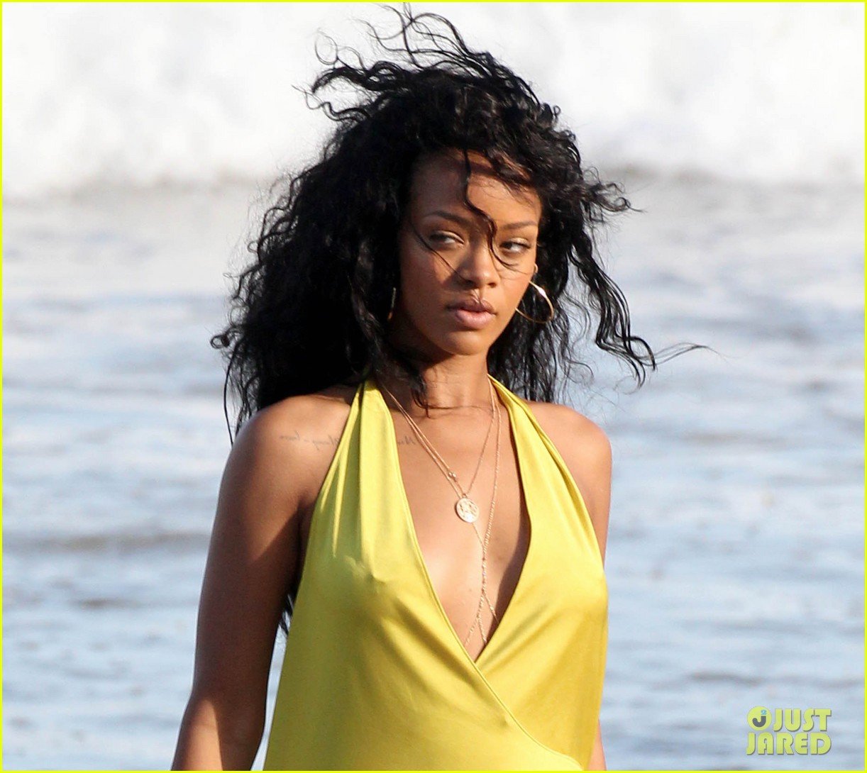Rihanna �Oprah�s Next Chapter� Interview Promo! Photo Rihanna �Oprah�s Next Chapter� Interview Promo! Photo