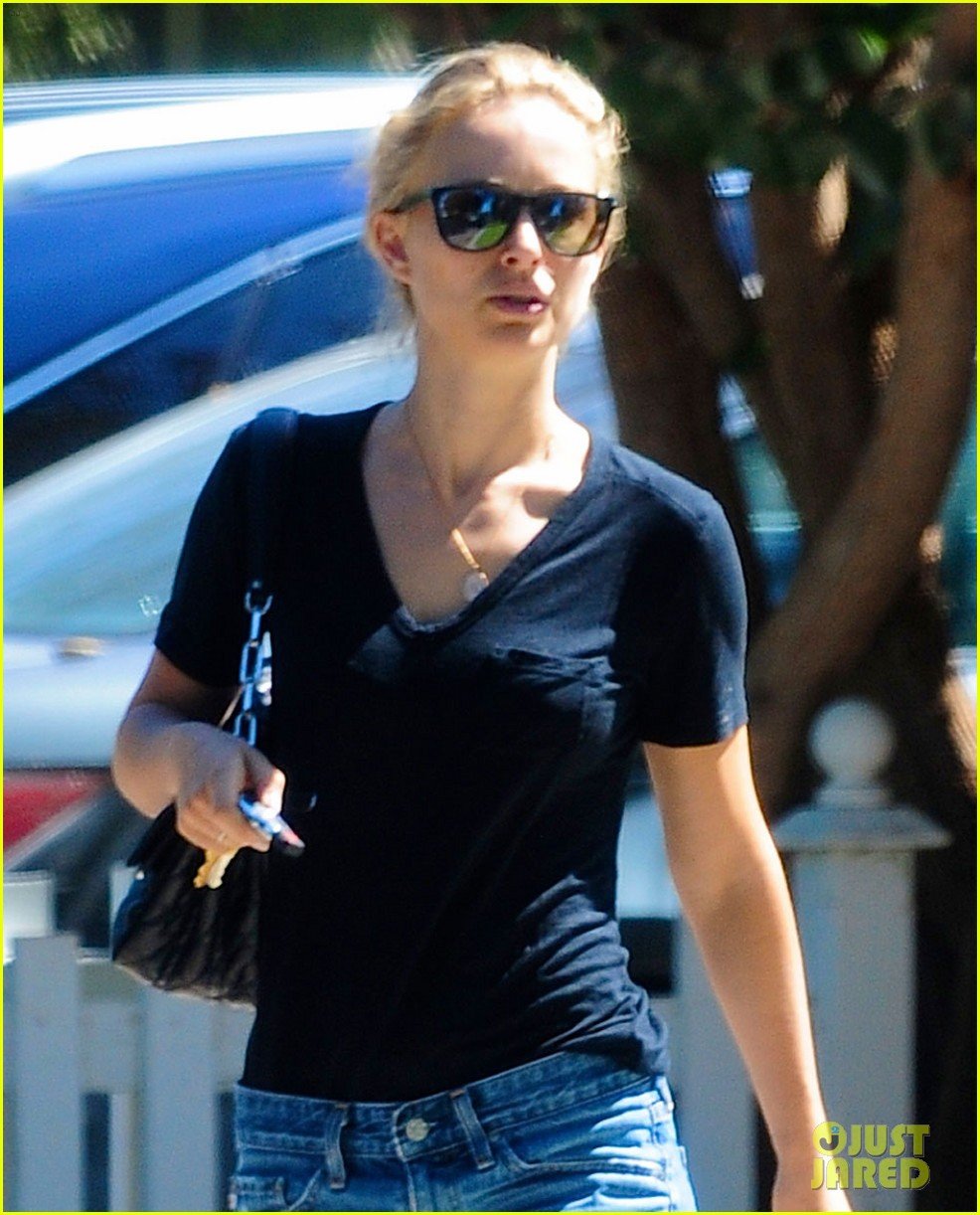 Natalie Portman: Blonde Beauty in Los Angeles!: Photo 2728212 | Natalie