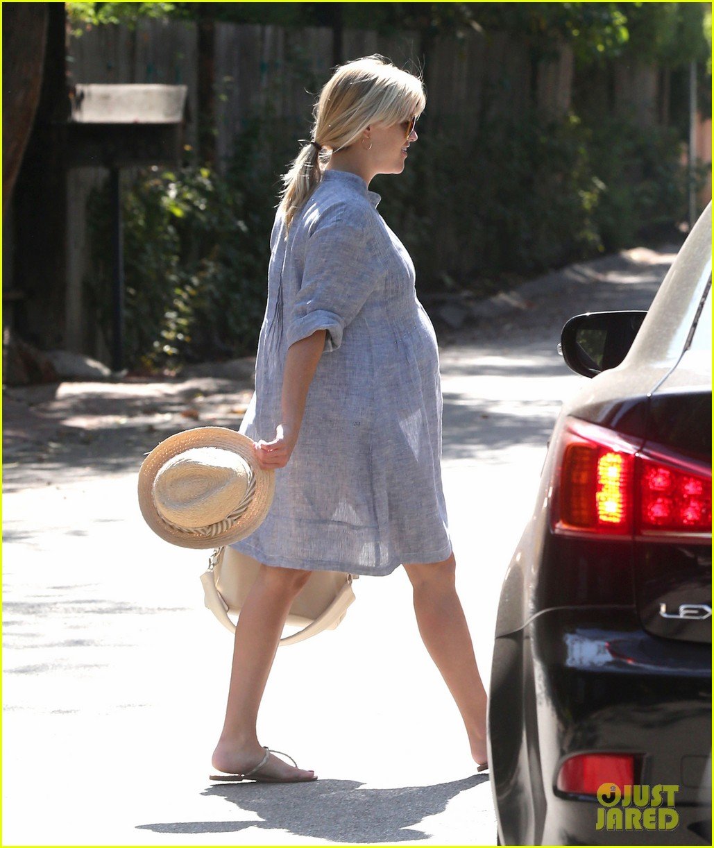 Reese Witherspoon Lists Ojai Estate for 10 Million Photo 2723817