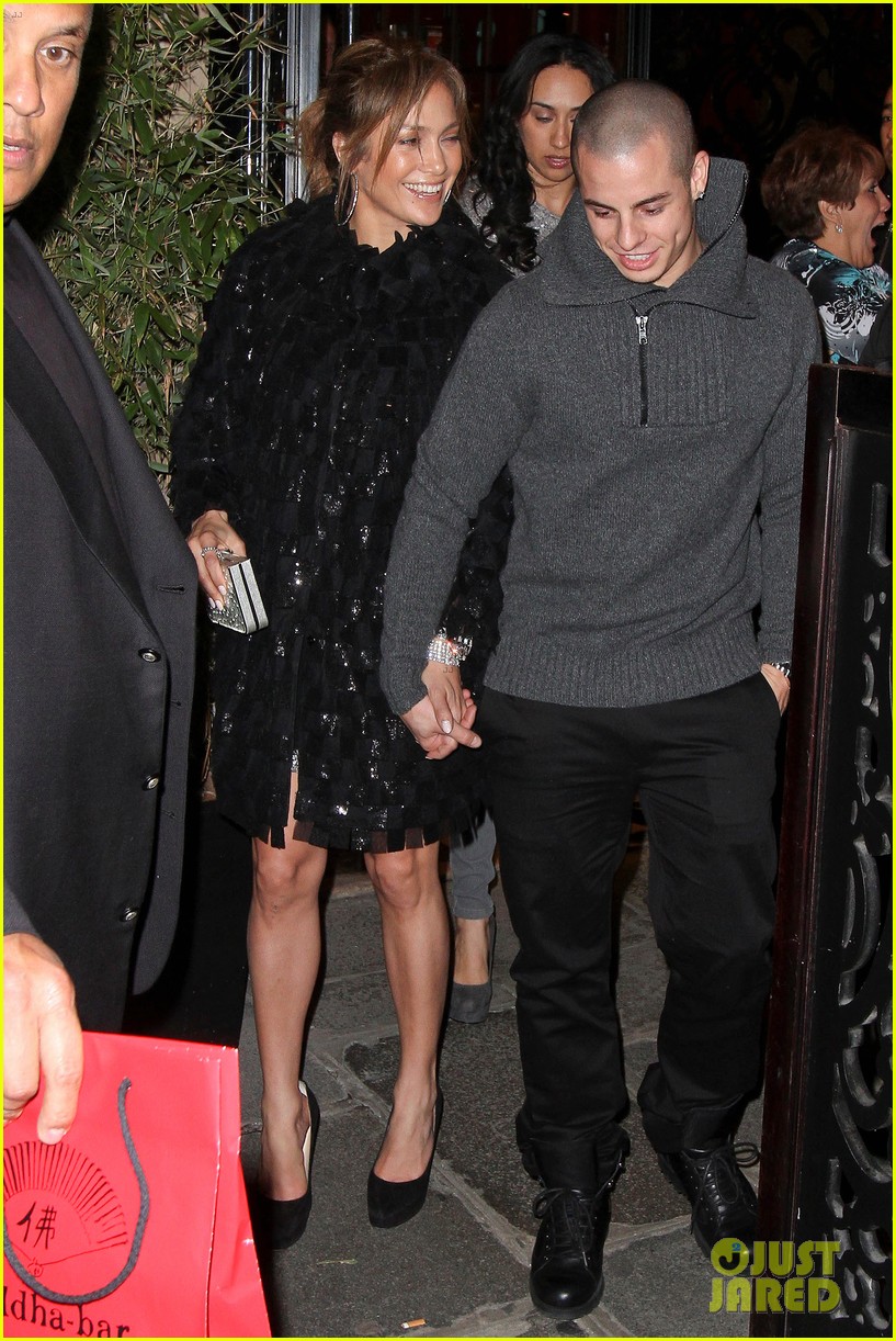 Jennifer Lopez Celebrates Friend&rsquo;s Birthday in Paris: Photo 2739266