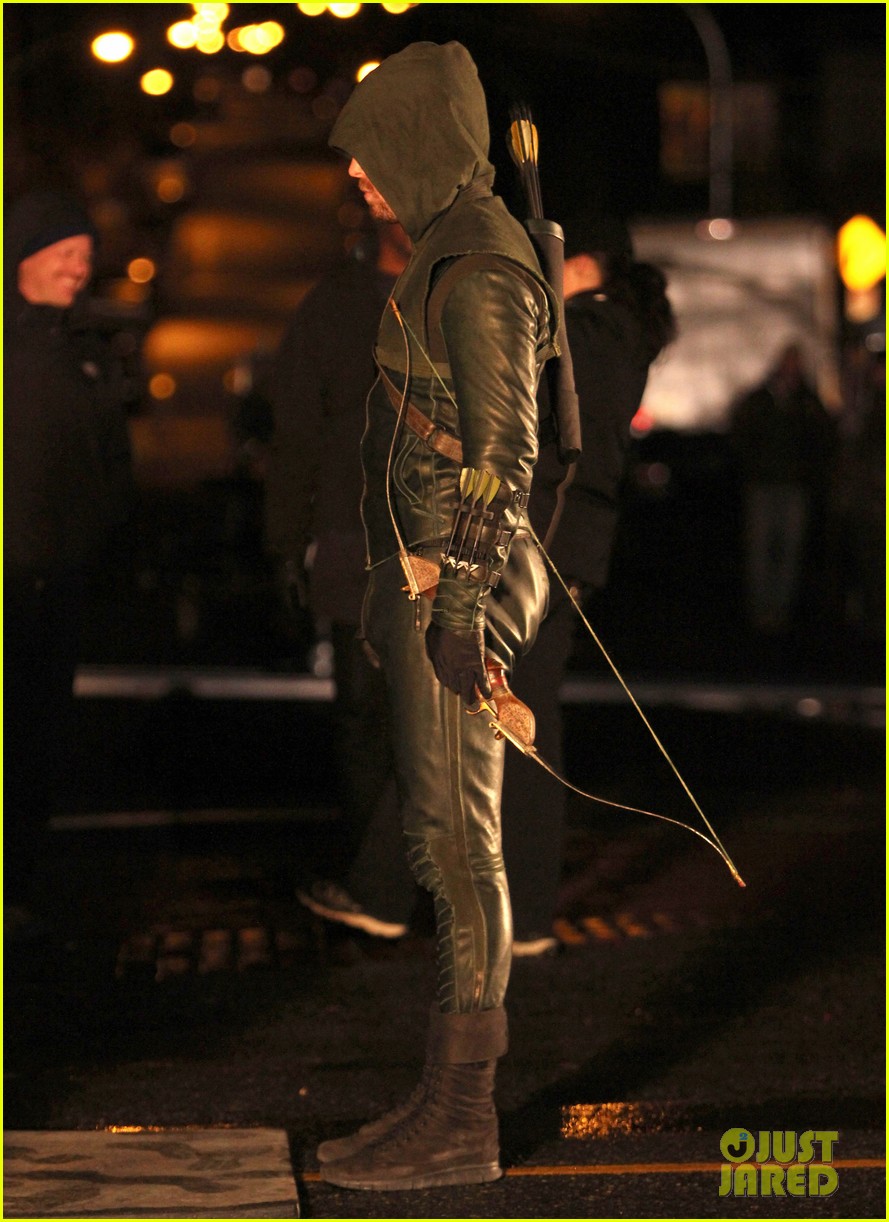 Stephen Amell Late Night 'Arrow' Fight Scenes! Photo 2758297 Annie